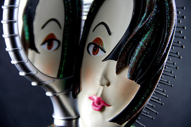 The right brushes and combs for your hair