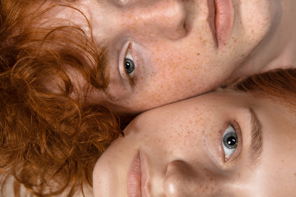 Un shampooing anti chute capillaire permet de préserver la santé des cheveux